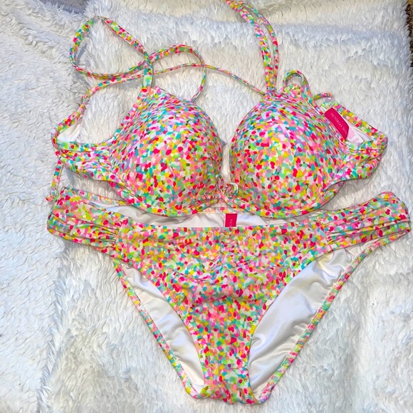 Victoria’s Secret Swimsuit - Picture 1 of 7